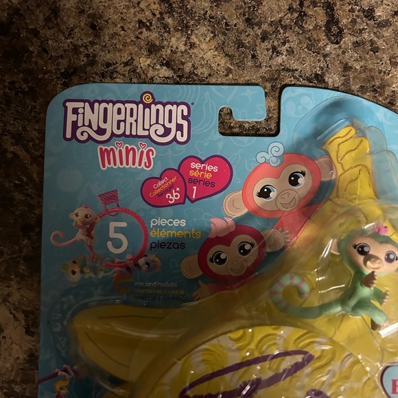 Mini Fingerlings! - Picture 2 of 3
